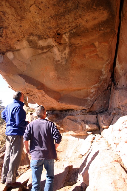 Rock Art thomas river stutterheim accommodation historical